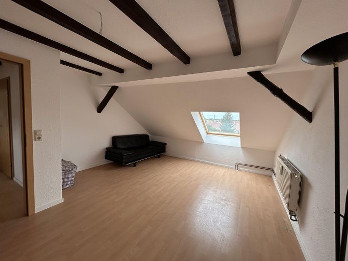 4-Raum DG-Appartment, offene EB-Küche & Panoramaterrasse – 1. Schlafzimmer (Bild 1)