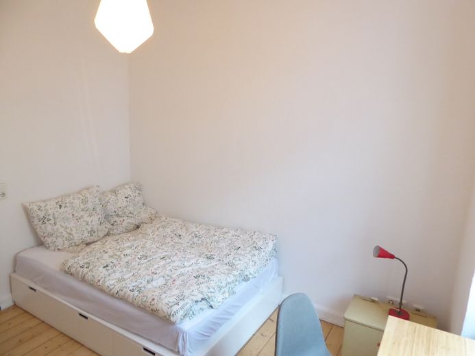 Attraktive, sehr schön möblierte 3-Zimmer Wohnung in Erfurt – Kleines Schlafzimmer