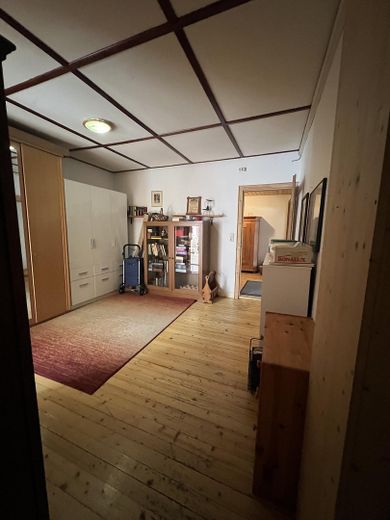 Duże 4-pokojowe mieszkanie z prawdziwą wartością dodaną! Możliwe elastyczne użytkowanie! (app. na poddaszu, ogród, rezerwy) – Photo 9