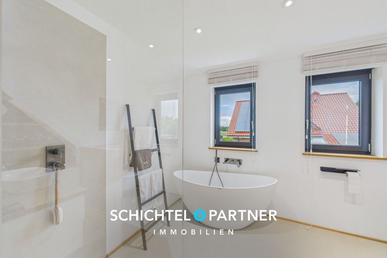 Hagen | Bezugsfertiges Einfamilienhaus | 2023 hochwertig modernisiert – S&amp;P | Wannenbad