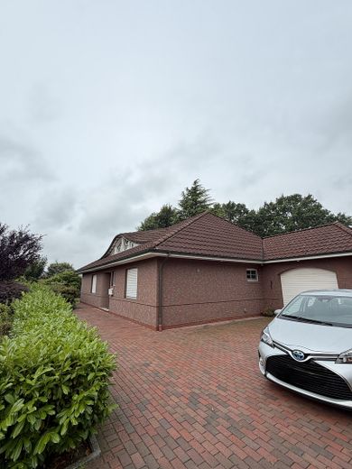 Migliore posizione alla periferia della città, una casa sorprendente, materiali pregiati incorporati – Foto 22