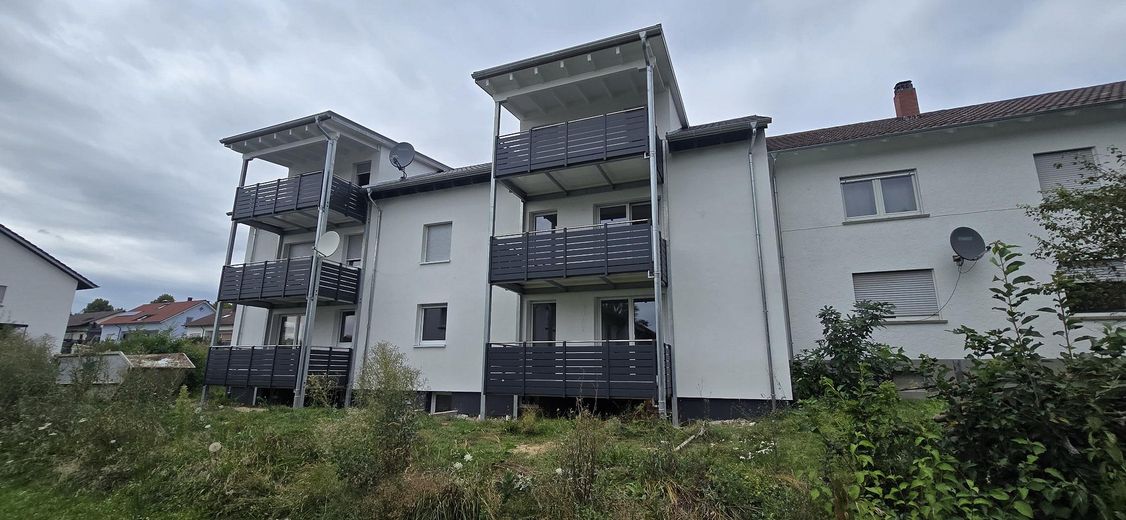 Moderno appartamento di 2,5 locali al piano terra, conforme allo standard KfW-55-EE – efficiente dal punto di vista energetico e dotato di finiture di pregio – Foto 9