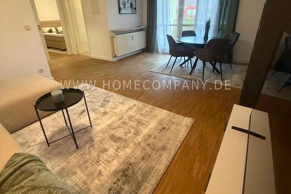 Appartement entièrement meublé de 2 pièces avec grande loggia & place de parking en sous-sol à Schwabing