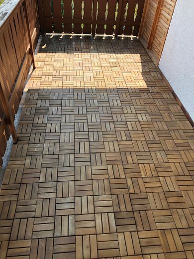 Balkon hat neuen WPC-Boden
