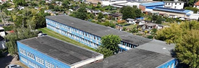 Commercial property ***office building*** partially rented