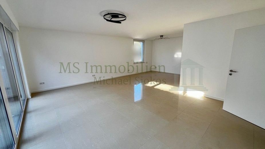 EG Wohn-:Esszimmer Ansicht 1