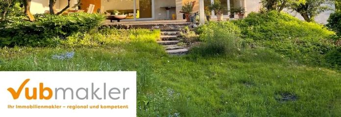 Rarität im Fichtelgebirge: Kernsanierter Bauhaus-Bungalow mit 163 qm auf 7.500 qm Parkgrundstück