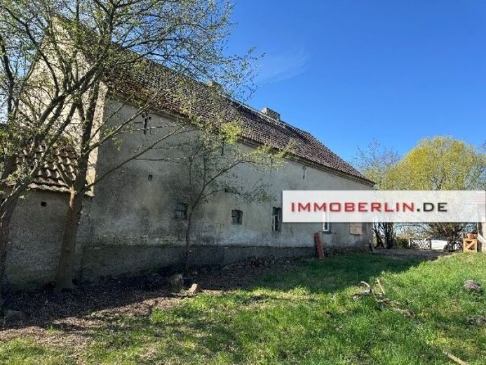 IMMOBERLIN.DE - Saneringskans! Karaktervol huis & bijgebouw op een perceel op het zuiden – Photo 1