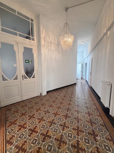 Ihre neue Visitenkarte in Osnabrück: Renovierte 158 m² Bürofläche mit exzellenter Außenwirkung – repräsentativer Flurbereich