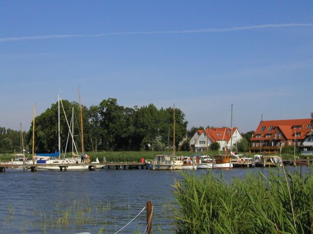 Nur wenige Schritte zum Wasser – Zwei Wohnungen oder ein Zuhause mit vielen Möglichkeiten – Foto 21