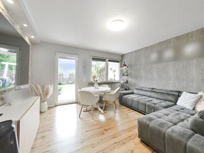 Alsdorf – More than four walls. A true home. – Photo 1
