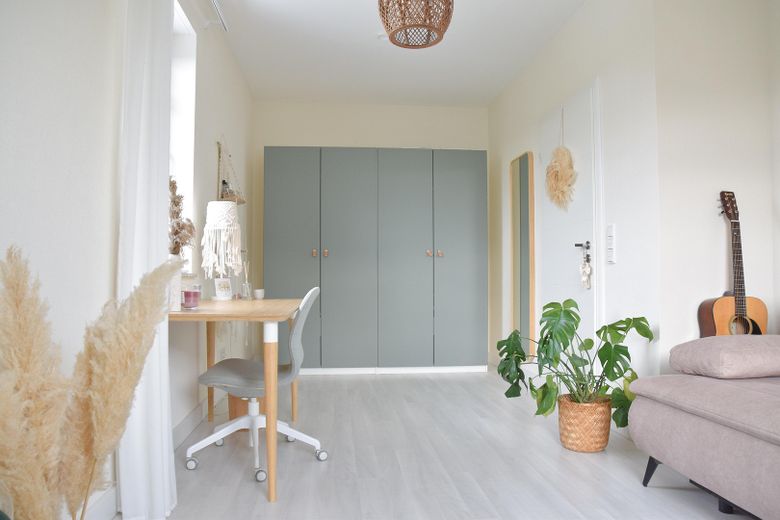 großzügiges Schlafzimmer 2