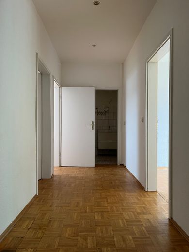 Condominio interamente locato con balconi e ampio giardino – Foto 11