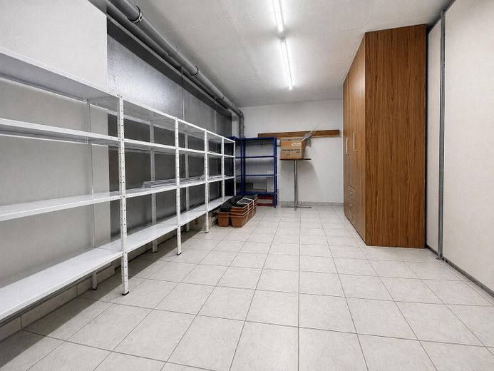 Appartement 3 pièces avec terrasse sur le toit à Ingolstadt-Nordwest, place de parking en garage souterrain incluse - sans commission – Kellerraum