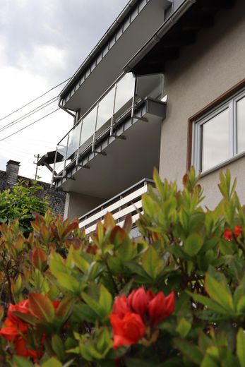 Außenansicht auf den Balkon