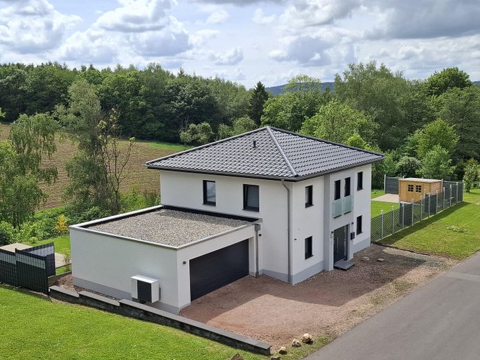 -Reserviert- Neuwertiges Modernes Einfamilienhaus KFW 55 -Provisionsfrei- – Foto 2
