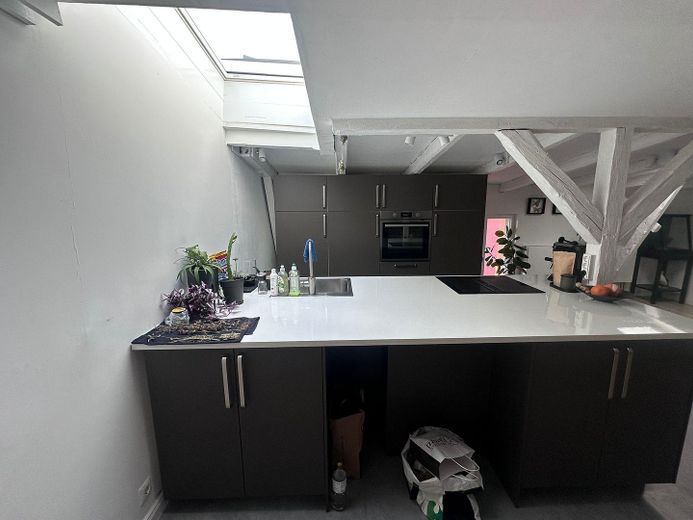 Schlutuper Kirchstraße, Beste Lage, weitläufige Wohnung mit Charme – Foto 3