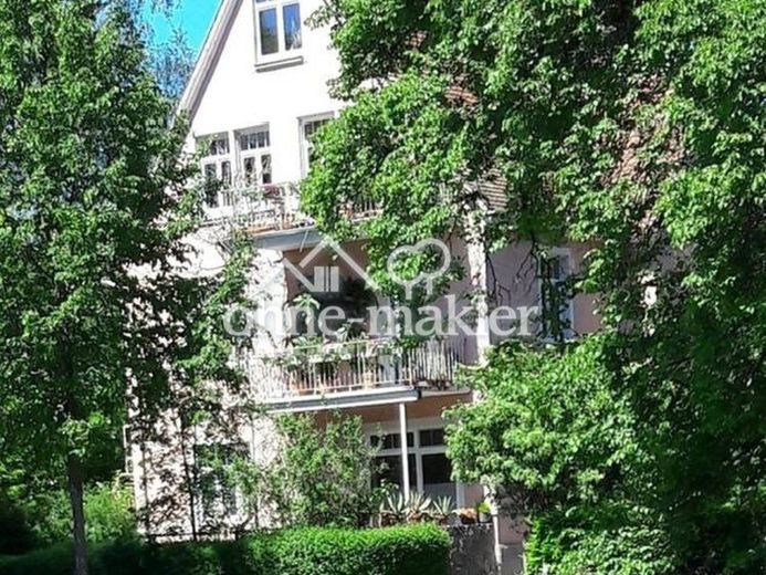 Wohn und Geschäftshaus – Foto 1