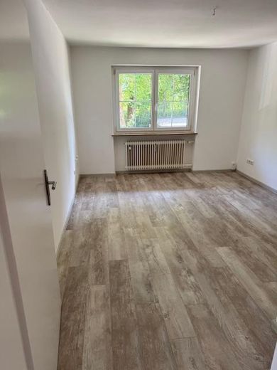 Ruhige 5 Zi-Whg. in Berg mit Balkon, renoviert – Foto 13