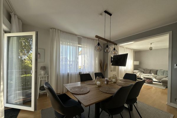 ZENTRUMSNAH! EG Wohnung ETW in saniertem MFH