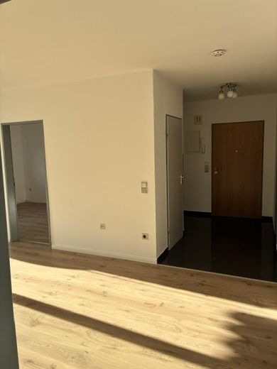 Prati di Brandt: appartamento di proprietà di 3,5 locali con garage opzionale – Flur