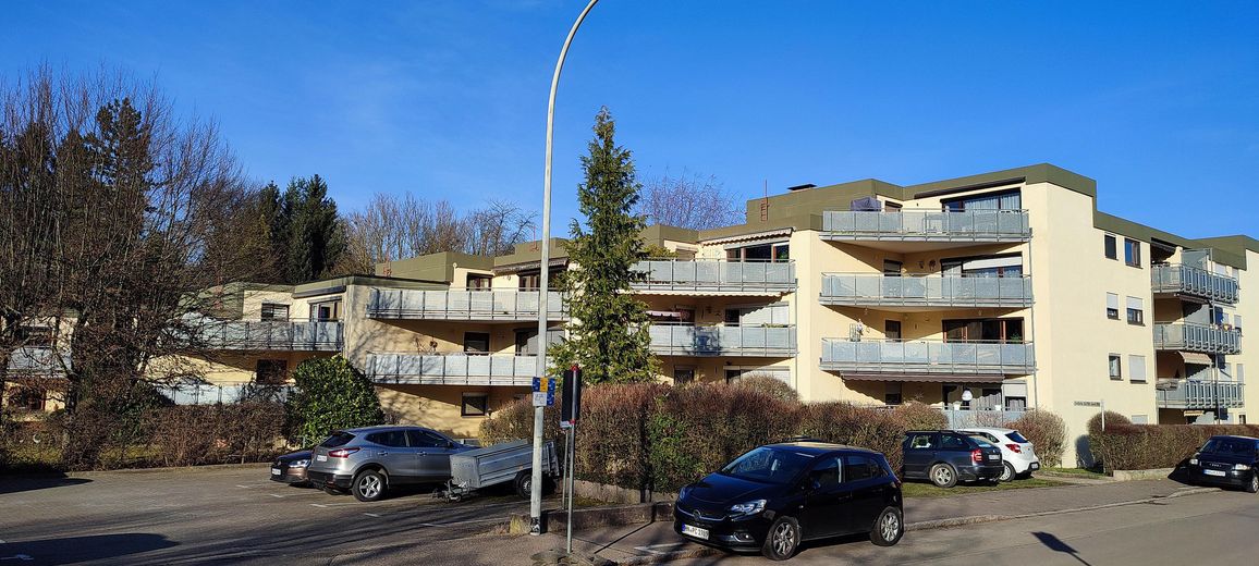 Mehrfamilienhaus