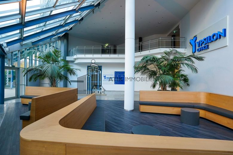 ATIK: Repräsentative Büroflächen im YPSILON OFFICE in verkehrsgünstiger Lage – Foyer
