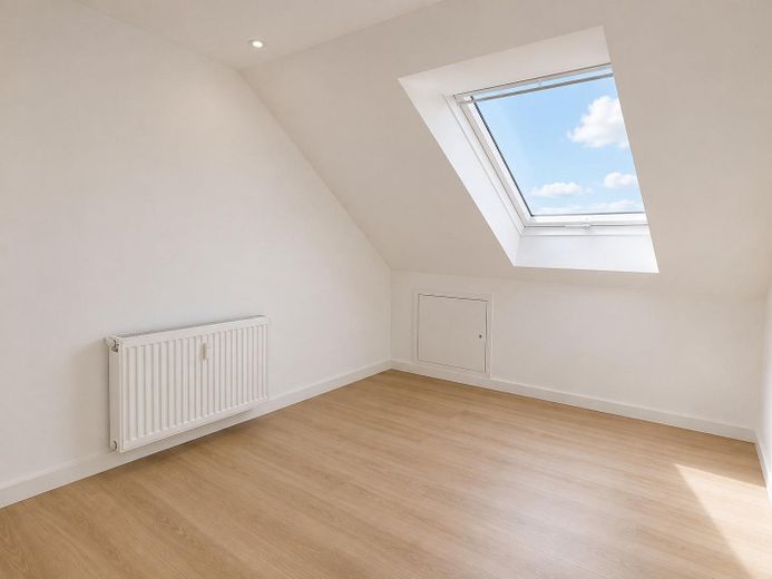 geräumige 4-Zi-WG (ca. 95qm) im Ortskern Rödermarks – Foto 2