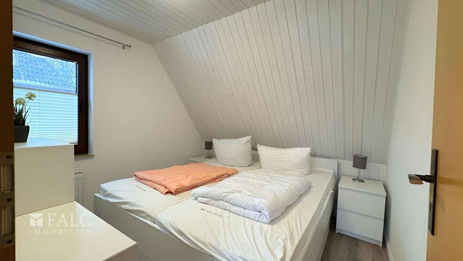 ***Ostsee-Flair genießen - Doppelhaushälfte mit zwei separaten Wohneinheiten*** – Schlafzimmer  OG