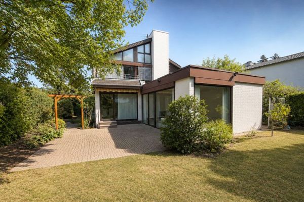 Posizione prestigiosa a Wiesloch: bella casa unifamiliare, 141 m² inclusi garage, giardino e balcone