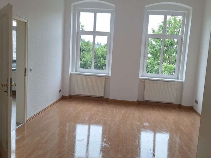 Tolle 4- Raum Wohnung mit Balkon, zentrumsnah! – Foto 1
