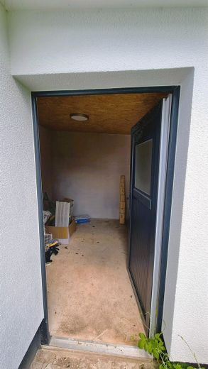 Erstbezug im Grünen: Exklusive 3,5-Zi.-Wohnung mit Premium-EBK & privatem Garten – Abstellraum