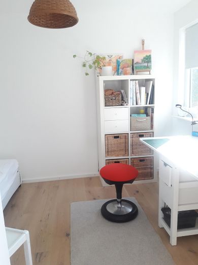 repräsentatives Zweifamilienhaus – Zimmer 3 DG