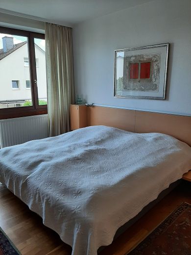 Oberursel-Eichwäldchen – Elternschlafzimmer