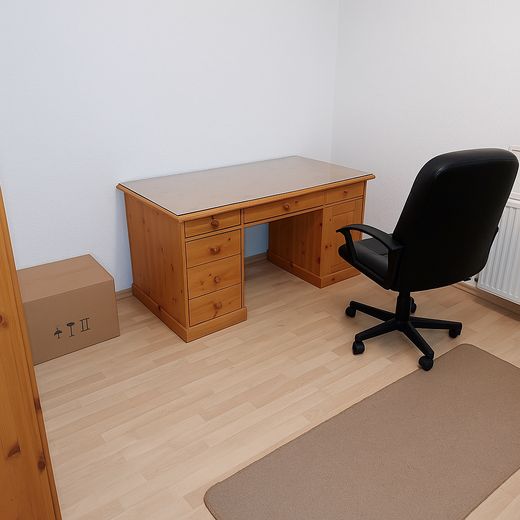 Exklusive 3-Zimmer-Penthousewohnung mit 36 m² Dachterrasse und zwei Stellplätzen – Kind/Arbeitszimmer