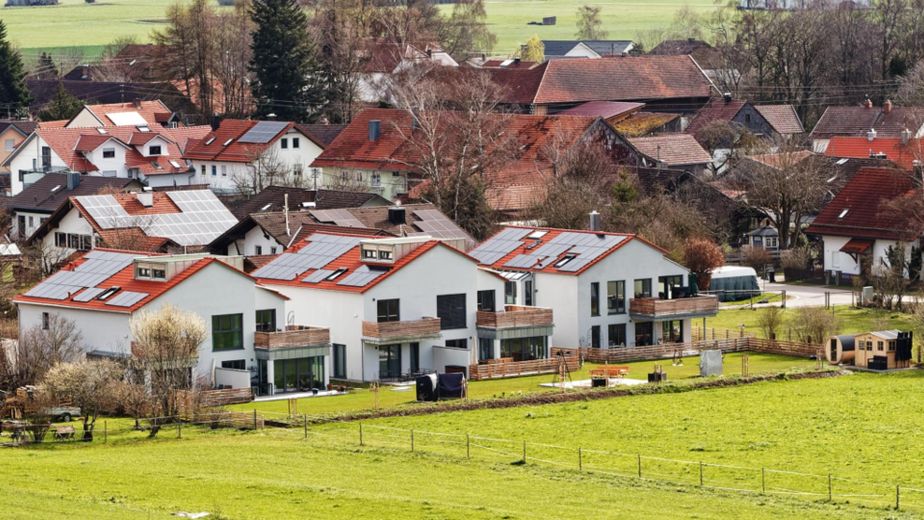 Drei Häuser Gemeinschaft