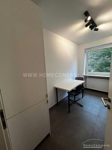 Appartement moderne meublé de 4 pièces à Allach – 91474c1cd8b2ad18b0021de4fd079a6176fe8c8e.jpg