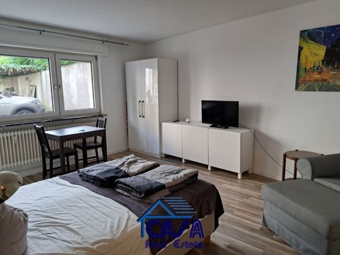 FUSSLÄUFIG ZUR SCHWEIZER STRASSE: modern eingerichtetes Apartment nahe der Schweizer Strasse – Foto 1