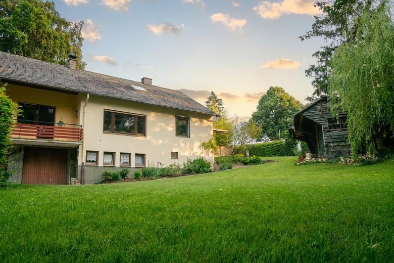 1,4 ha eigenes Land mit Wiese, Wald & Jagdhütte — Hunsrück-Landsitz in Einzellage – Foto 4