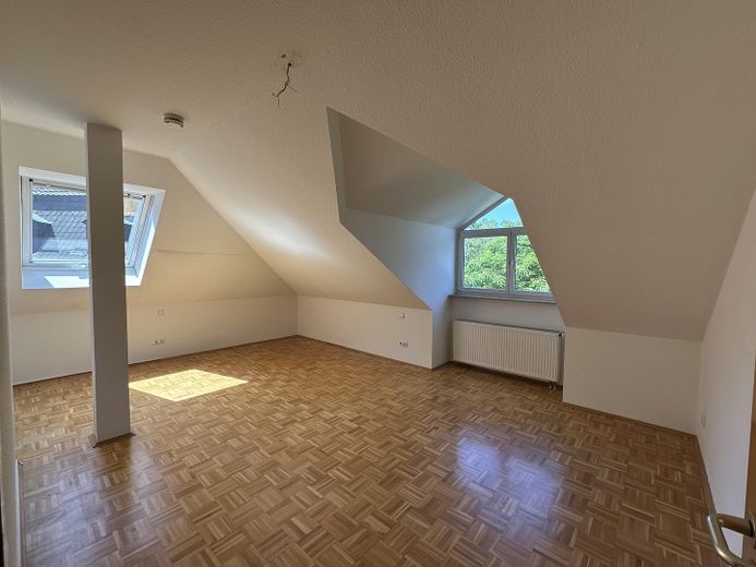 Kassel - Bad Wilhelmshöhe: Moderne 4 ZKB mit großer Terrasse – Zimmer 2