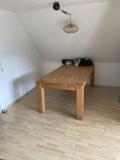 Großes 1 ZKB Apartment – Essbereich