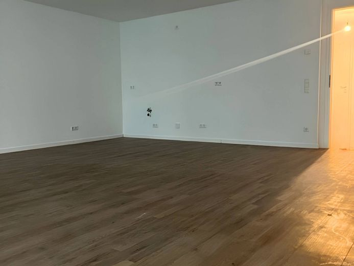 *Traumhaftes wohnen in Solingen*  Moderne 3-Zimmer-Neubauwohnung mit Balkon – Ansicht III: Wohn- und Esszim…