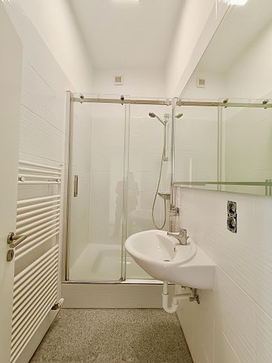 Badezimmer NEU