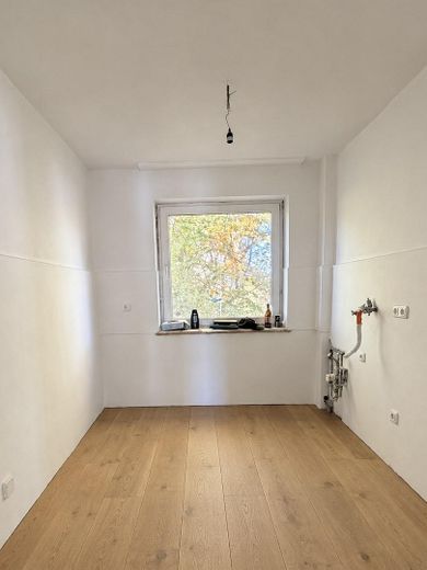 Erstbezug nach Sanierung: Helle 3-Zimmer-Wohnung in Hamburg-Niendorf – Фотографія 4
