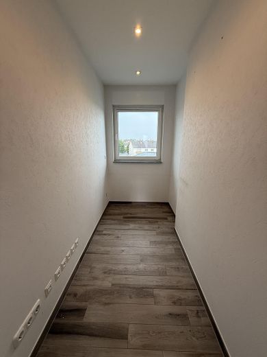 Provisionsfreies Traumhaftes Penthouse mit privater Dachterrasse und Fahrstuhl direkt in die Wohnung – Abstellkammer