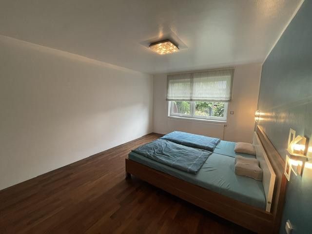 Mieszkanie na parterze z ogrodem w Scharmbeck – Schlafzimmer 