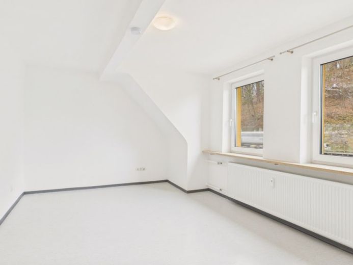 Charmante 2-Zimmer-Wohnung im historischen Altbau – Foto 1