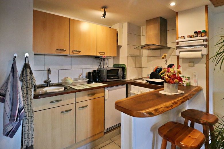 Mehrfamilienhaus mit Ausbaureserve in zentraler Lage von Lunden – Whg. I Küche