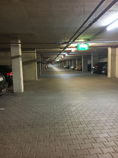 Private Tiefgarage
