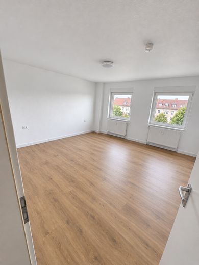 Eerste bewoning na renovatie op een aantrekkelijke locatie in Backnang – Schlafzimmer
